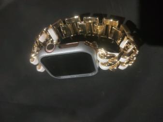 苹果 Apple Watch S5 40mm粉金自用
